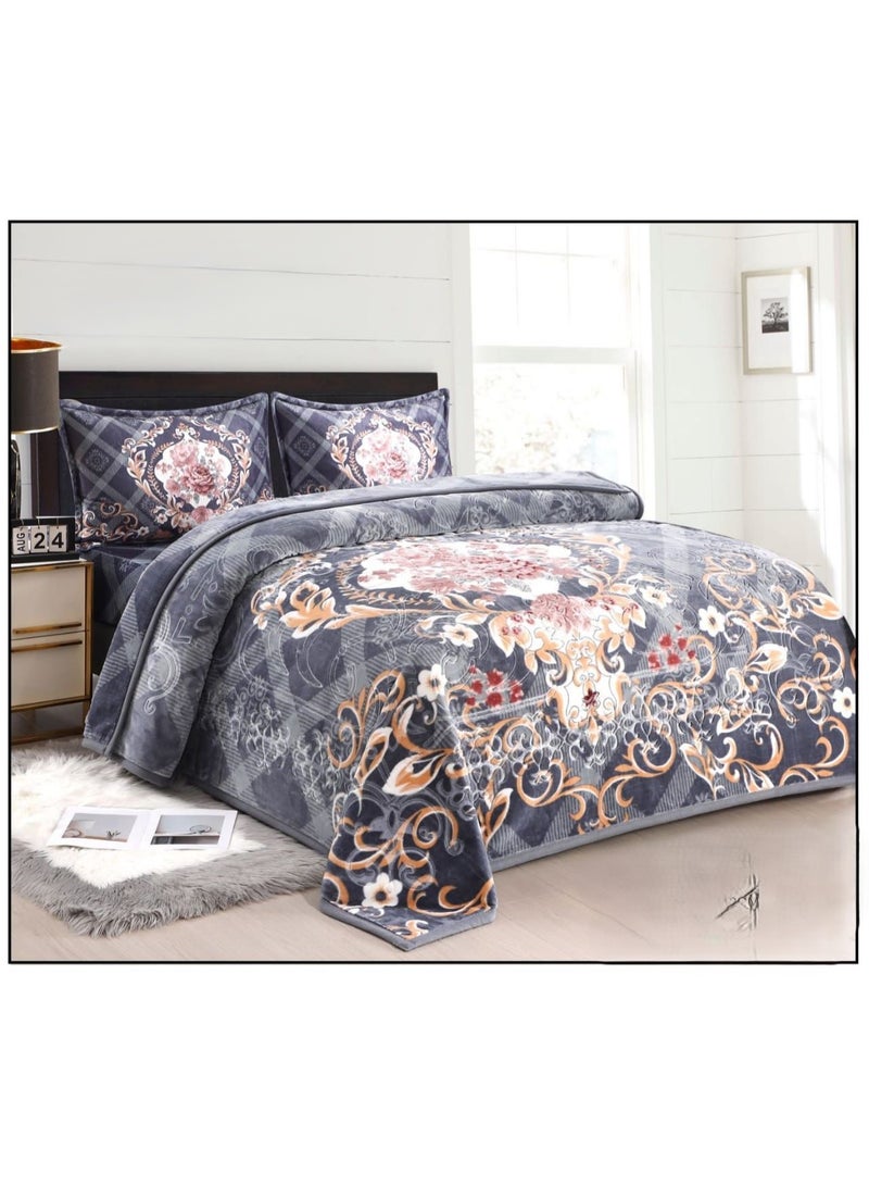 Double blanket set with a textured, embossed design for the bitter cold of winter and a warm, comfortable sleep. 220*240cm